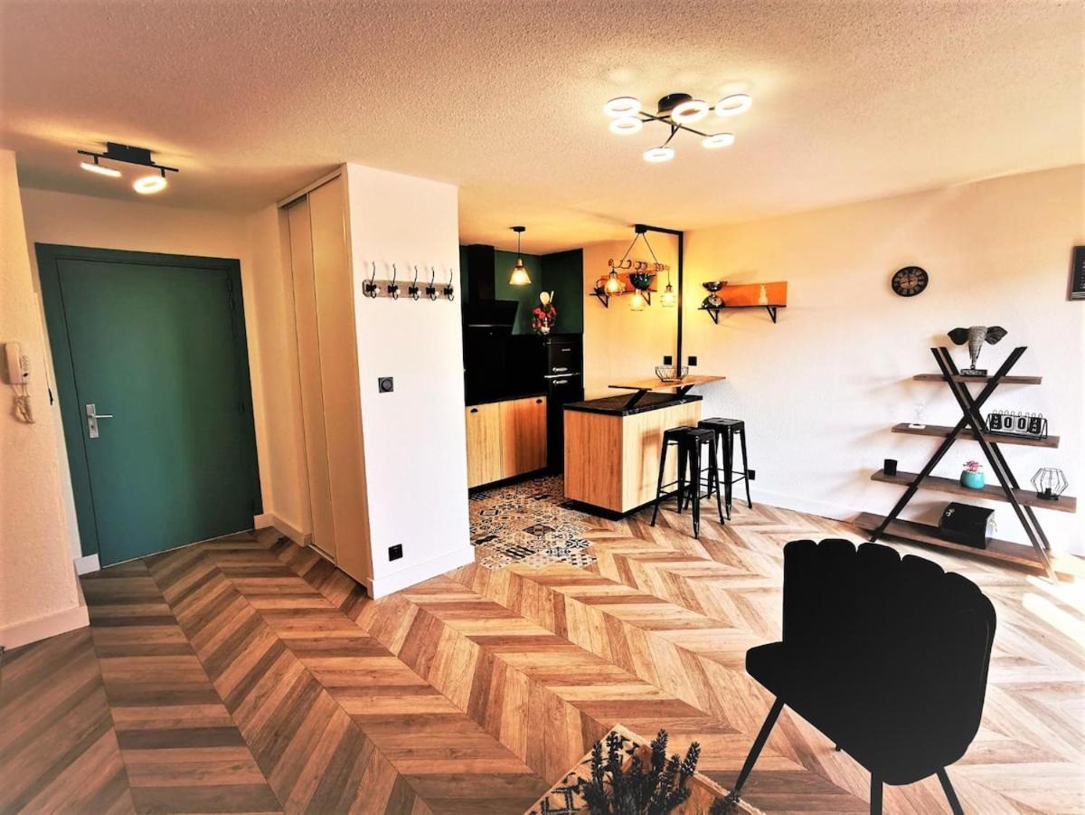 T2 Cosy ₪ Residence Securise ₪ Airbus ₪ Piscine コロミエ エクステリア 写真